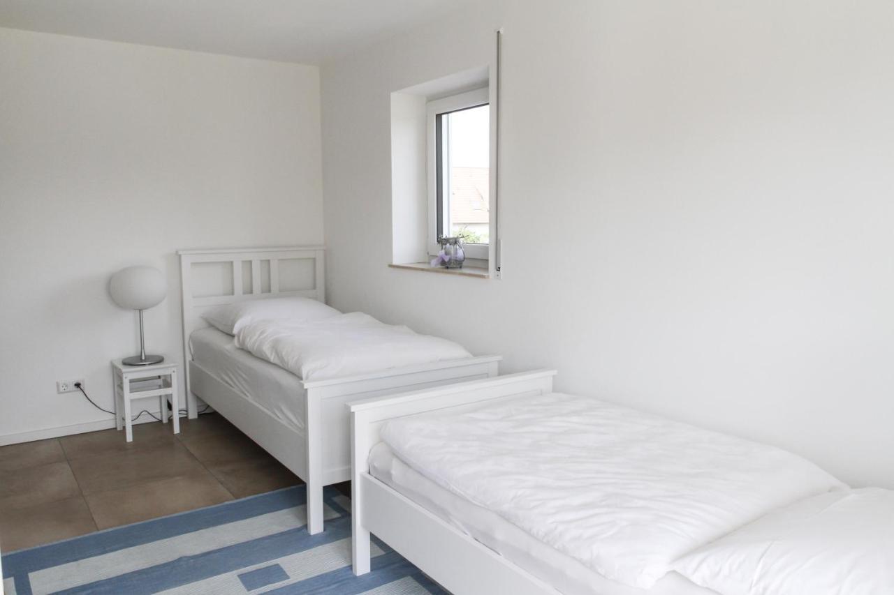 Wunderschoene, Helle 3-Zi-Whg Mit Grossem Balkon Friedrichshafen Bagian luar foto